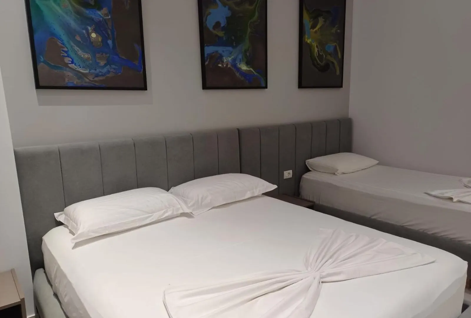 ***  Summer Hotel Vlorë Albanie
